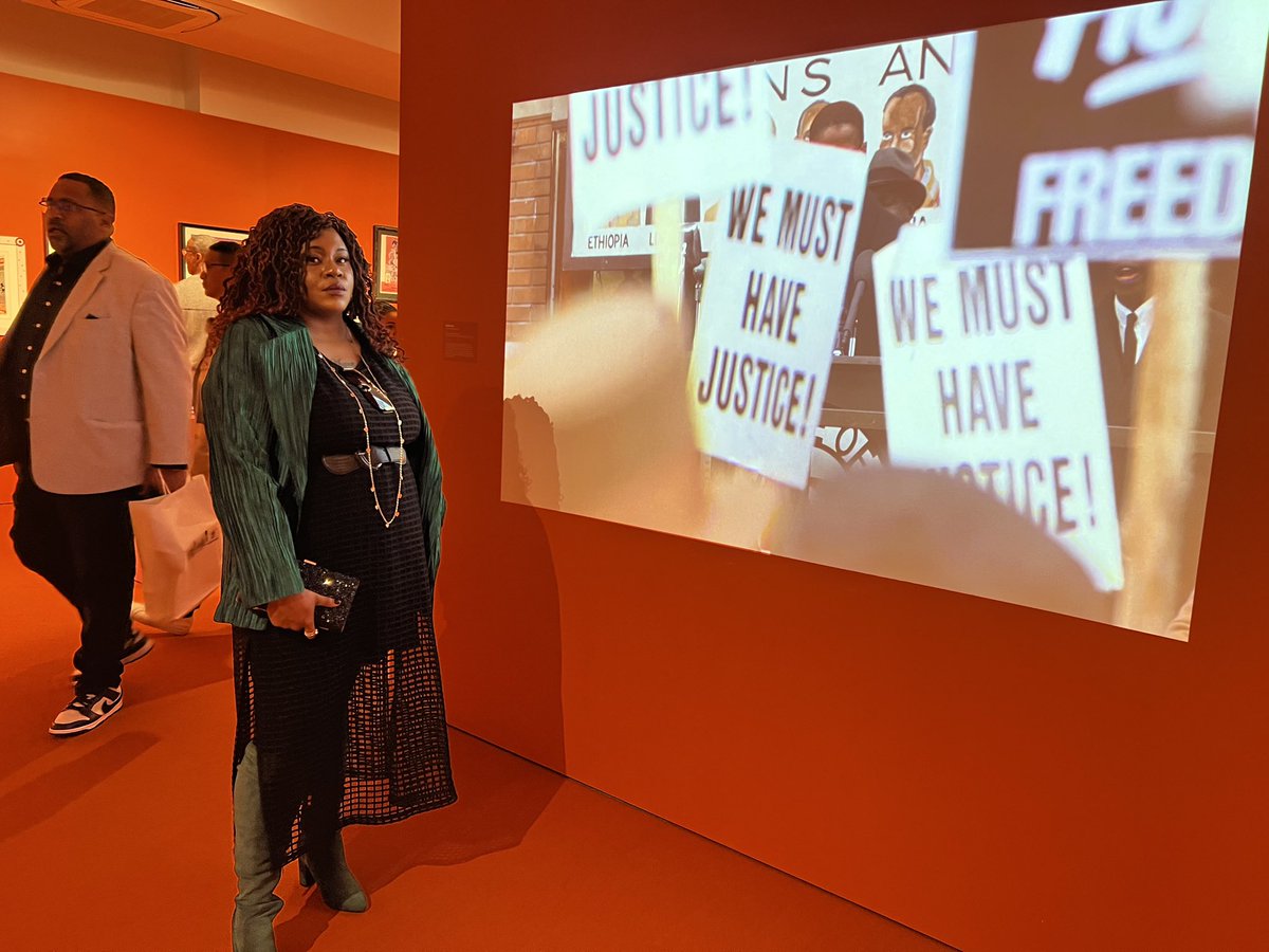 TammyReeseMedia's tweet photo. I highly recommend everyone to check out Spike Lee’s Creative Sources exhibit at the @brooklynmuseum
Photo Credit: @LaKisaRenee1
#CreativeSources #SpikeLee #TammyReeseMedia #LaKisaReneeEntertainment #NYWIFT #TalesFromTheMedia #Brooklyn @talesftmedia https://t.co/ZJq0dldNhw