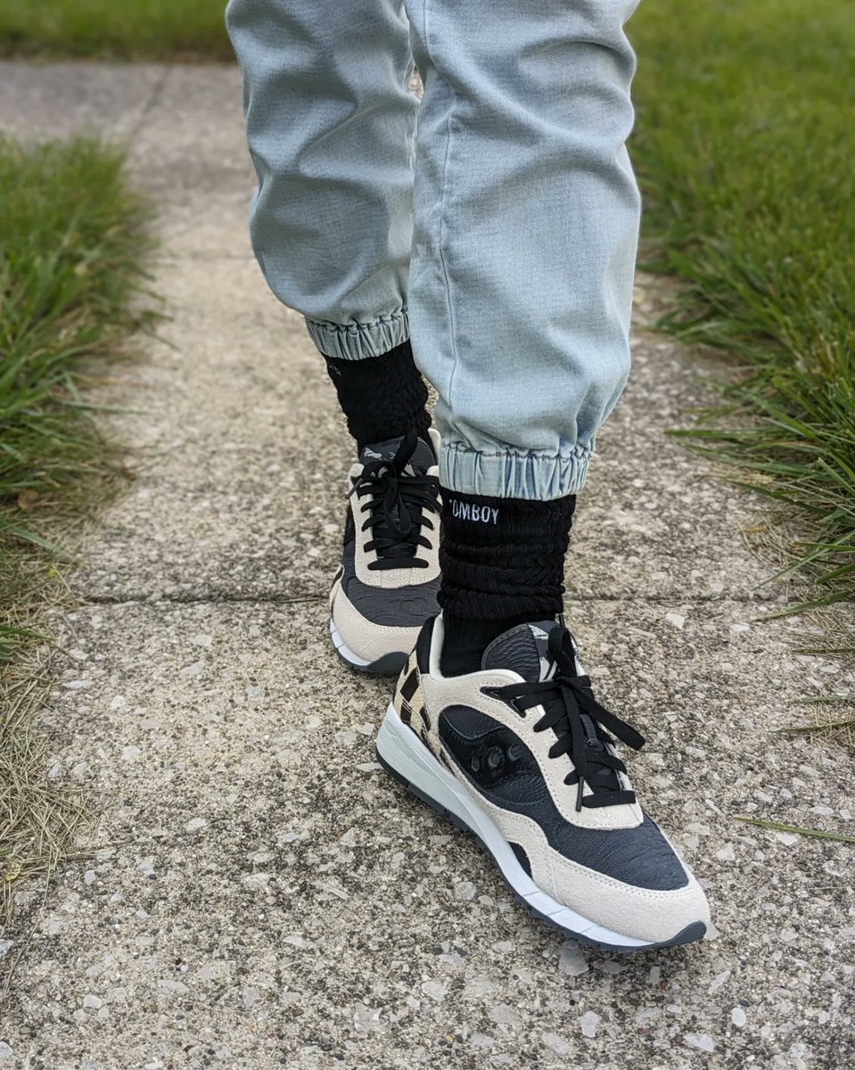 amcmath04's tweet photo. Sunday! #KOTD #Saucony #Shadow6000 #GoodMannerRaccoon #ashwithkicks
#undssunday #wearyourkicks
#yoursneakersaredope
👟 @saucony https://t.co/lROsUmgTb5