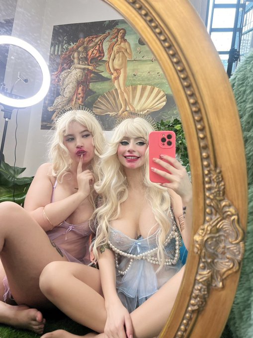 2 pic. Partimos como angelitas y terminamos en el infierno ?❤️‍?
RT si te gustaría ver más de lo que