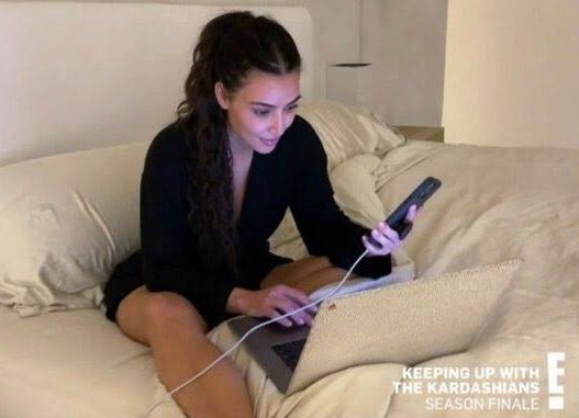 TheAfolaranmi's tweet photo. me planning my vacations outside the country knowing that I have no money https://t.co/HcgkEX4ddy