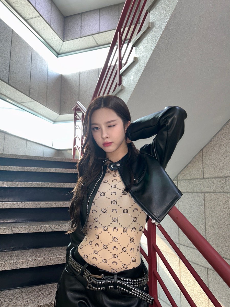 에일리 선배님과 함께해서 영광이었습니다🫶🏻💓

#김다연 #DAYEON
#Kep1er #케플러