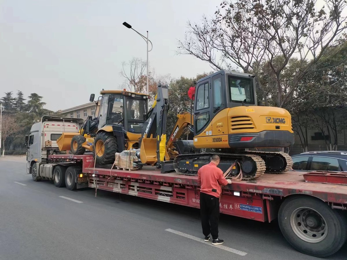 JessieTLL's tweet image. XCMG XC870K BACKHOE LOADER TO PERU~~~~~😌🤗