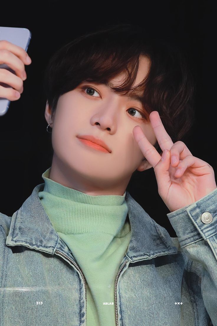 Me robé a Arsyn y juntitas estamos super listas para poder apoyar a este bebé en el comienzo de la #𝙻ibra𓊆嬰兒𓊇𝚂eason⁩, la cual trae este día tan especial el cual es el #𝙷aru𝚔i·ඞ·𝙳ay⁩. ¡Feliz cumpleaños, lindo!

ㅤ۫ㅤ 🌼  ㅤᰍㅤ۪  𝐳o𝕠m 𝑜n 𝐦a𝕪u 𓈒   .ᐟ