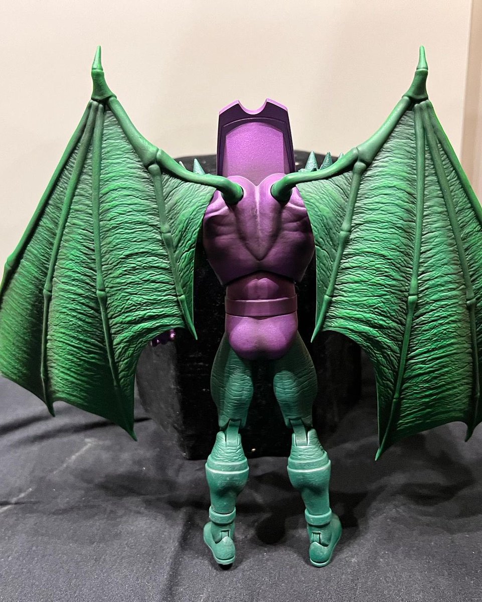 MarvelLegendsHQ's tweet image. In hand look at Marvel Select Annihilus!

📸: @ShartimusPrime 

#Marvel #MarvelComics #MarvelSelect #Annihilus