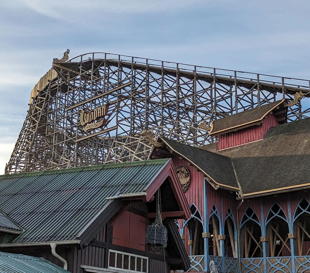 AutoRideCount's tweet image. Today I am at Europa Park!

A ride on Wodan is a great start to the day!

#Wodan #EuropaPark #GCI
