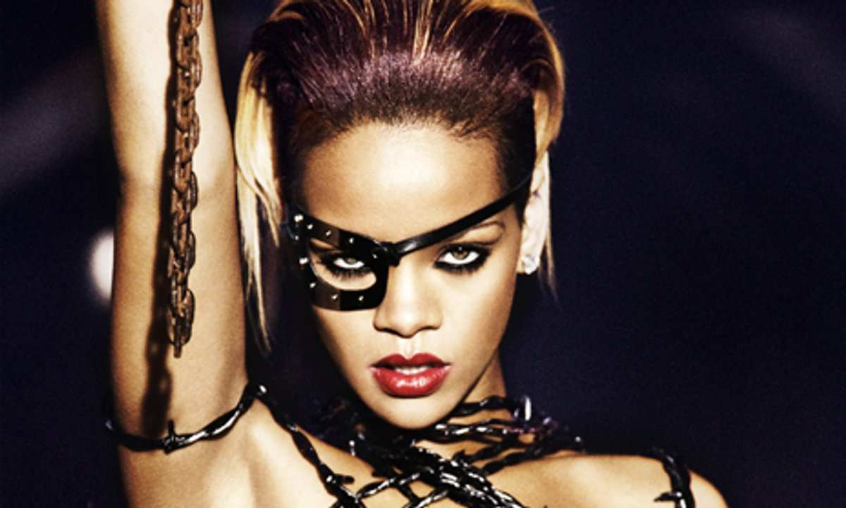 henkels1's tweet photo. 🤗🤗🤗🤗 #hollywood #rihanna #concert #oscarperformancein1week #maternityshoot2022… #MetGala   
Source: https://t.co/rqJuZeL70x https://t.co/k5t2MTQSWI