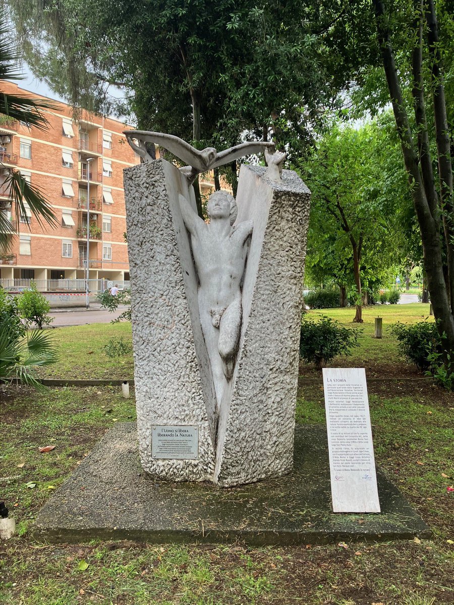 A Colli Aniene una scultura racconta il rapporto tra uomo e natura. L’avete mai vista? Qui la sua storia: rerumromanarum.com/2023/08/luomo-…