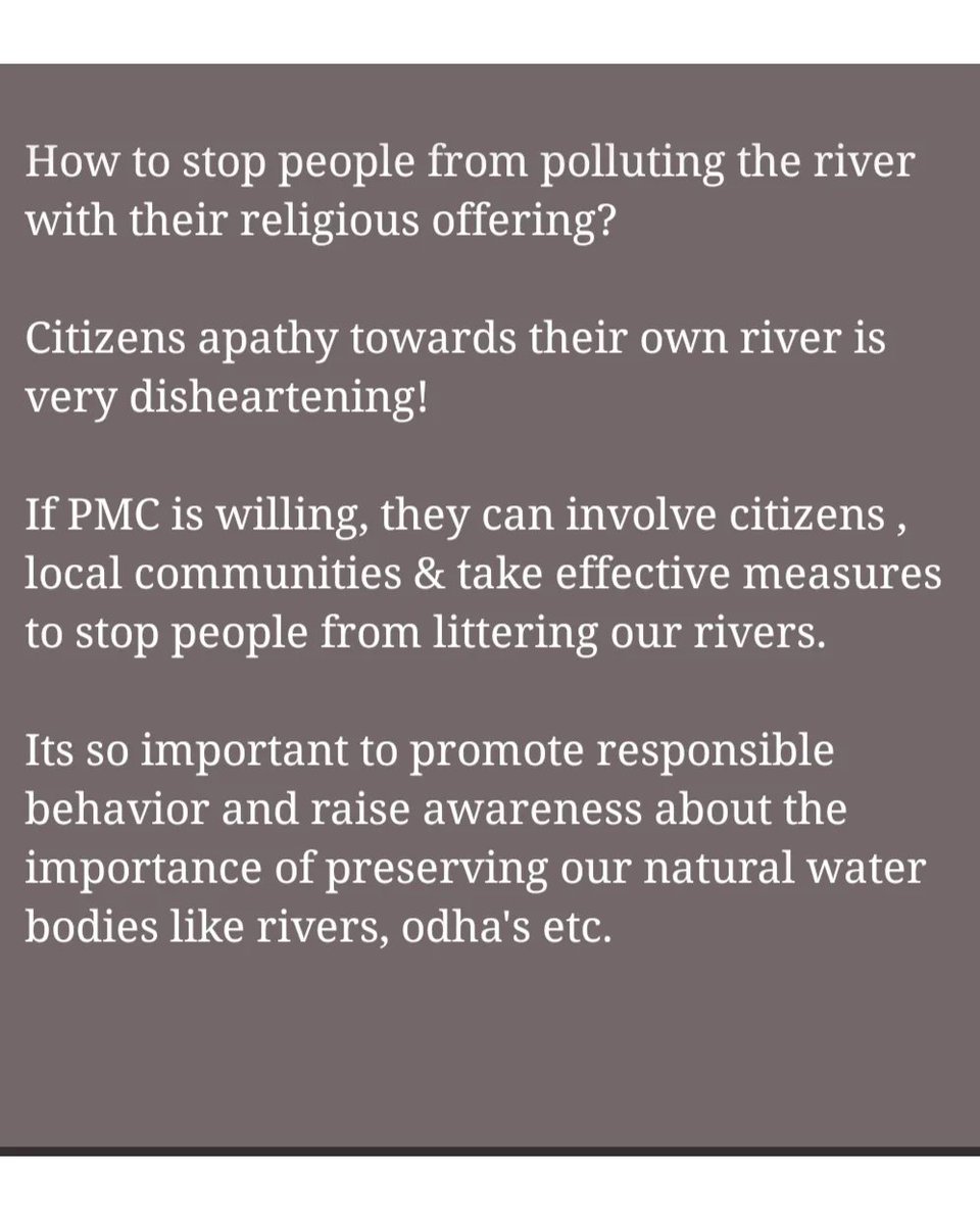 ChaloPmc's tweet photo. How to stop people from polluting the river with religious offering?
#Pune citizens apathy towards their own river is very disheartening!
@PMCPune must involve citizens & take effective measures to stop people from polluting our rivers
#savemulamutha #waterpollution #Puneसंवाद https://t.co/vKVo64MxF0