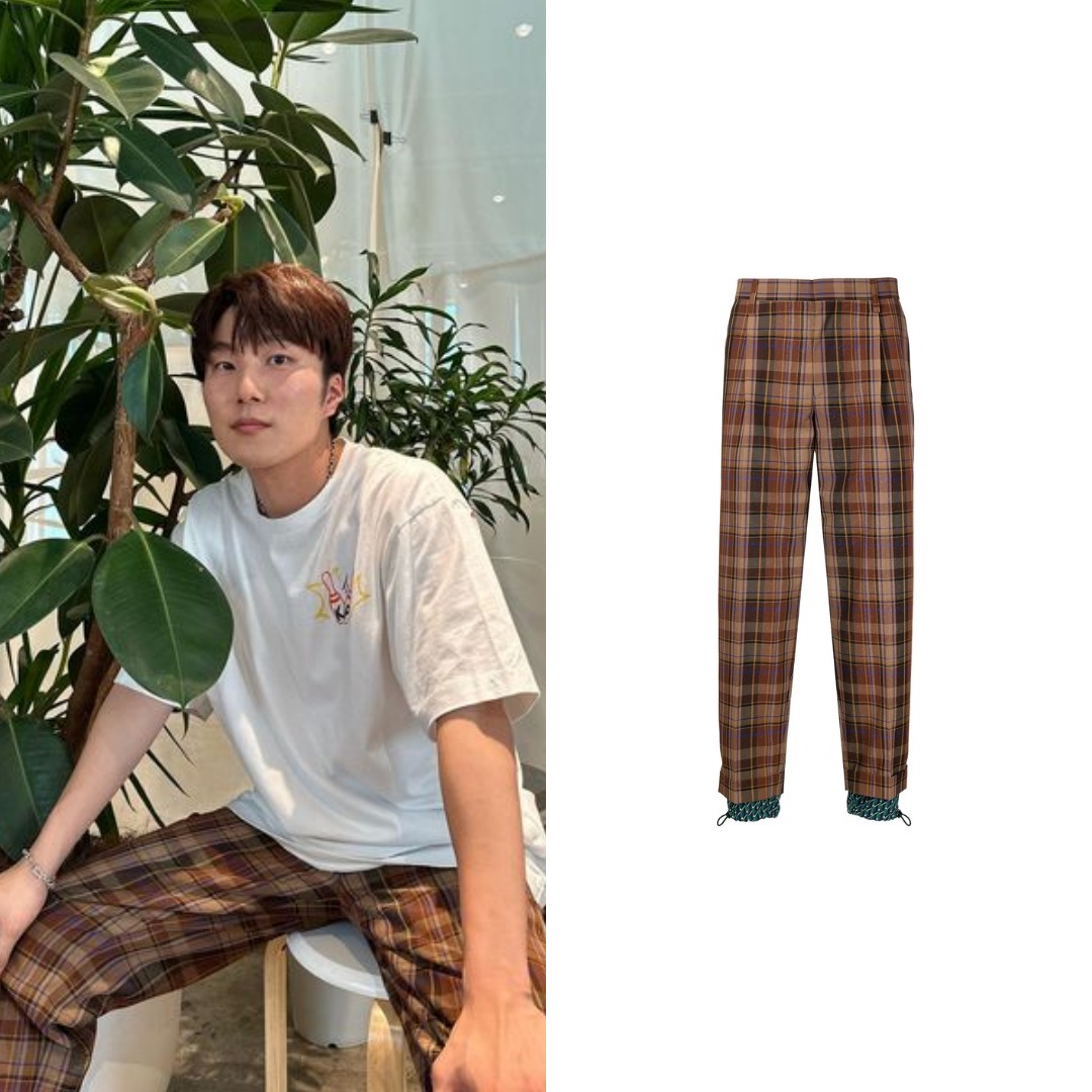 comcompurinn's tweet photo. #コムドット
#コムドットあむぎり

⚫︎ kolor
⚫︎ PANTS
⚫︎ ￥42350(参考価格)

⚫︎ あむぎりの洋服一覧はこちら
https://t.co/oBuoltHeBZ

⚫︎ 引用元(タレント)
https://t.co/934OCXPvsi

⚫︎ 引用元(アイテム)
https://t.co/eHforB7Pwm https://t.co/D4edNR2aih