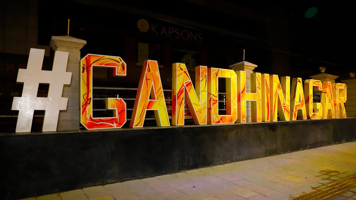 Glimpses of newly inaugurated Apsara Road High Street Project.

<a href="/SmartCities_HUA/">Smart Cities Mission</a>
<a href="/JSecretary_SCM/">Kunal Kumar</a>
<a href="/yaduvanshirahul/">Rahul Yadav</a>
<a href="/RakeshKGupta_/">Rakesh</a>
<a href="/JPSinghJKAS/">Jatinder Pal Singh</a>
@AshishAnandTalk