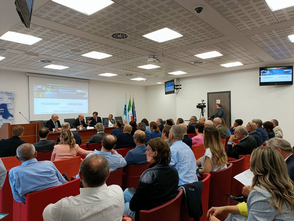 Conf Lavoro e Servizi tweet media