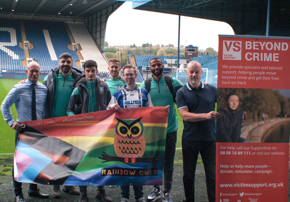 Our #swfc players @Callump7, @JBucko21, Michael Ihiekwe & Will Vaulks have shown their support for Rainbow Owls & #hatecrimeawarenessweek!

This photo was taken when @syptweet talked about reporting anti-LGBTQ+ hate crime at @swfccp's Education Hub, with @VS_SouthYorks's backing.