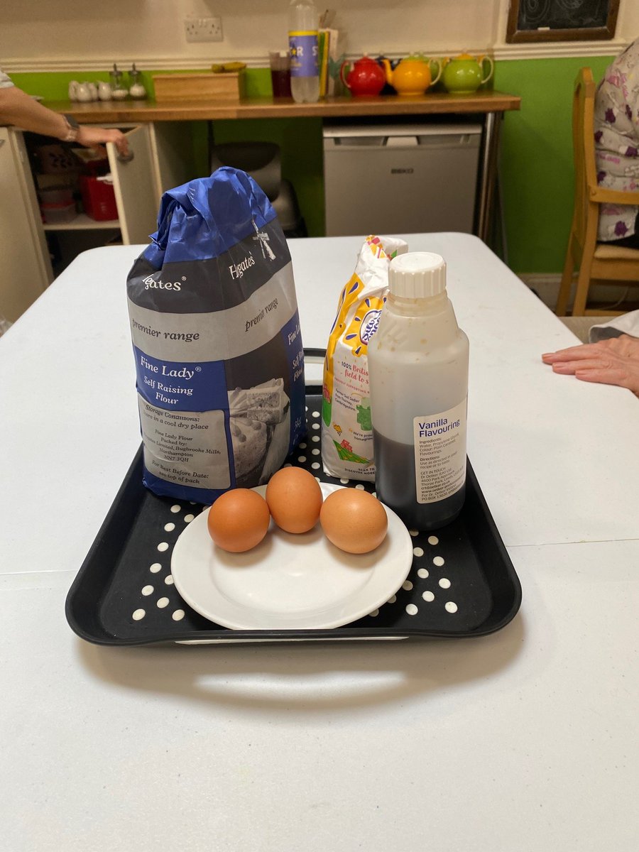 MeaningfulCareM's tweet photo. The smell of freshly baked bread, cinnamon rolls or cakes in #Butterfly and #Dragonfly homes is often a feast for the senses. This chocolate cake made by the Parkwood family @Southern_hc was delicious!
#Baking #BakingWeek https://t.co/MxScVem0tn