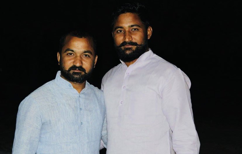 Rajeshyadav6666's tweet photo. आदरणीय अन्ना जी भाईसाहब ( हमारे गुरु ) को जन्मदिवस की हार्दिक शुभकामनाएँ 💐💐💐 @Amitanna91 https://t.co/aatXbsRtsn