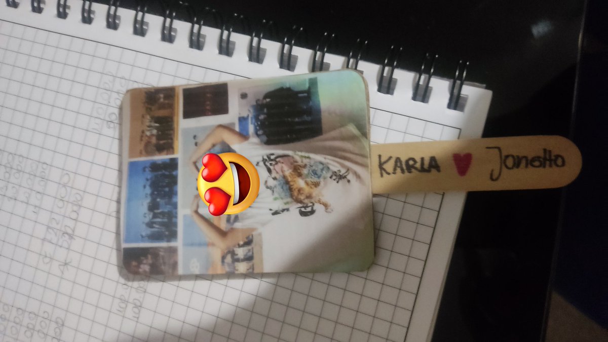 Quién está de cumpleaños??? <a href="/JONGHO_DIARYY/">-𖦹 𝙆𝘼𝙍𝙇𝘼¹⁴²⁴🦖𔘓</a> está de cumpleaños!!! Nuestra Karly está de cumpleaños gente! Saluden 🔫 sin presiones 🔫😌
Feliz cumpleaños washita! Aún te llevo en la mochila jajaja 🤣