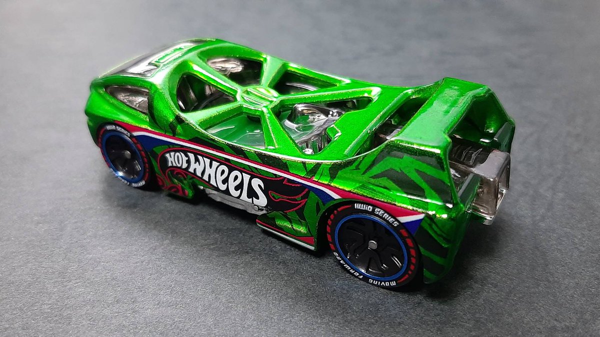 chenguanzhen18's tweet photo. Night Burner ID Unboxing ~ 🌟🌟
#HotWheels #matchbox #tomica #hotwheelsid #hotwheelscollector #Diecast #ホットウィールid #ホットウィール #ミニカー #ミニカーコレクション #マッチボックス #トミカ https://t.co/qLPfwENcsK