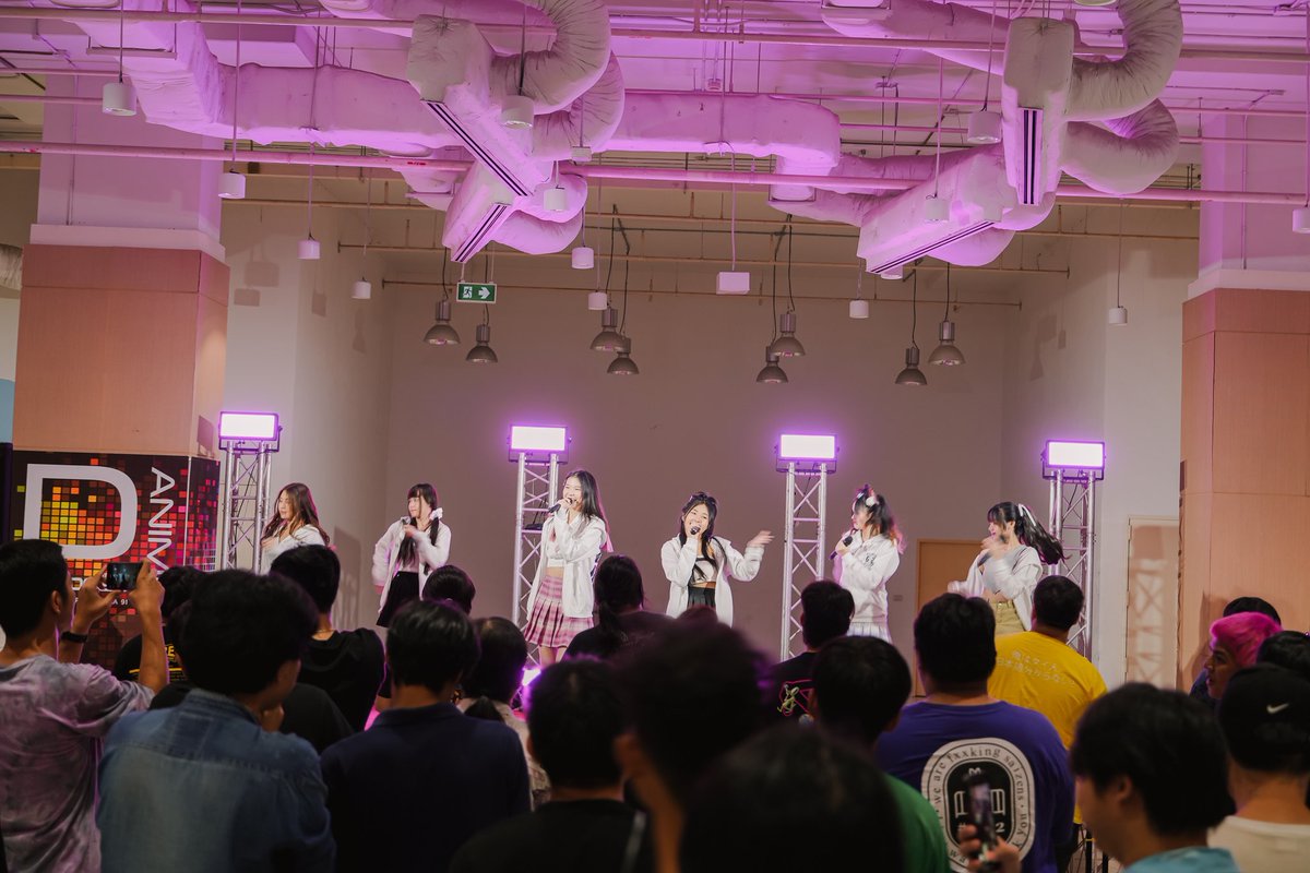 TheglassgirlsTH's tweet photo. ลงรูปย้อนหลังงานศุกร์ต้นเดือนกันซักหน่อยยย ขอบคุณทุกคนที่แวะมาเชียร์กัน วันศุกร์ไม่เหงาแล้ว 🩵
The Glass Girls Trainee
#TheGlassGirls #Anafes https://t.co/Ro8mqJOJh8