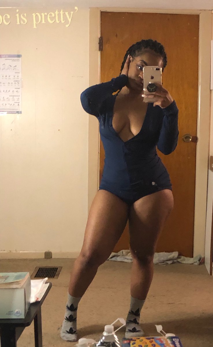 xtheemsjuly's tweet photo. Dirty mirror pics. https://t.co/q5S1icfhPj
