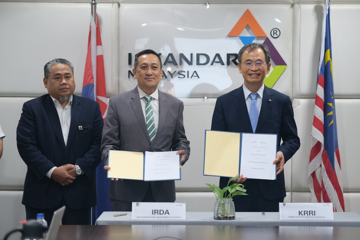 Iskandar Rapid Transit tweet media