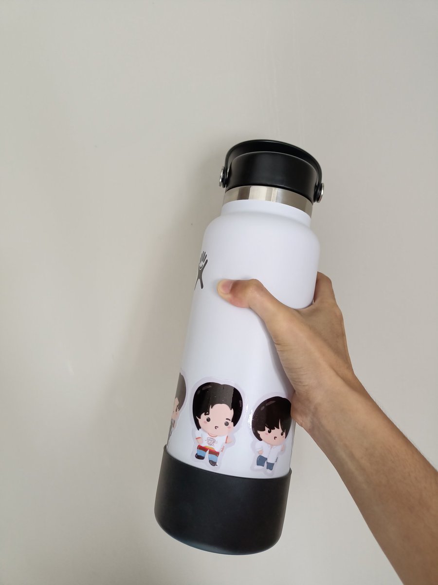 YankeeDesigns's tweet photo. wts
RIIZE Chibi Stickers 🧡

DM me for art commissions 😊

Kindly help RT @RIIZEMARKETPH23 @riizemarket @_RIIZEMARKETPH @riizemarketph_ @RIIZEmarketPH https://t.co/uQ6R3ICZbQ