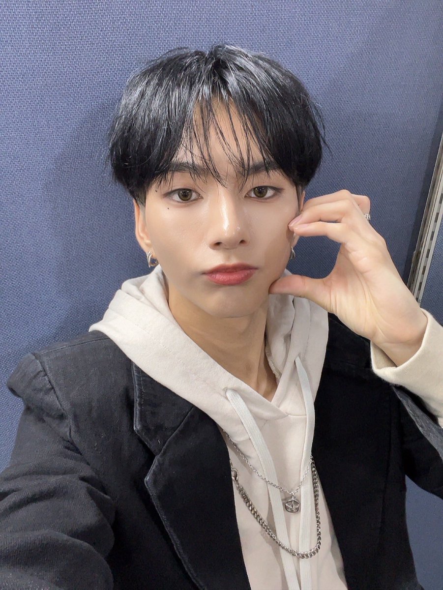 XH_official's tweet photo. BTB 음방 1주차 결산💜

#Ode #오드
#오드득 #오드를 #얻었다

(1) https://t.co/jkmempSyma