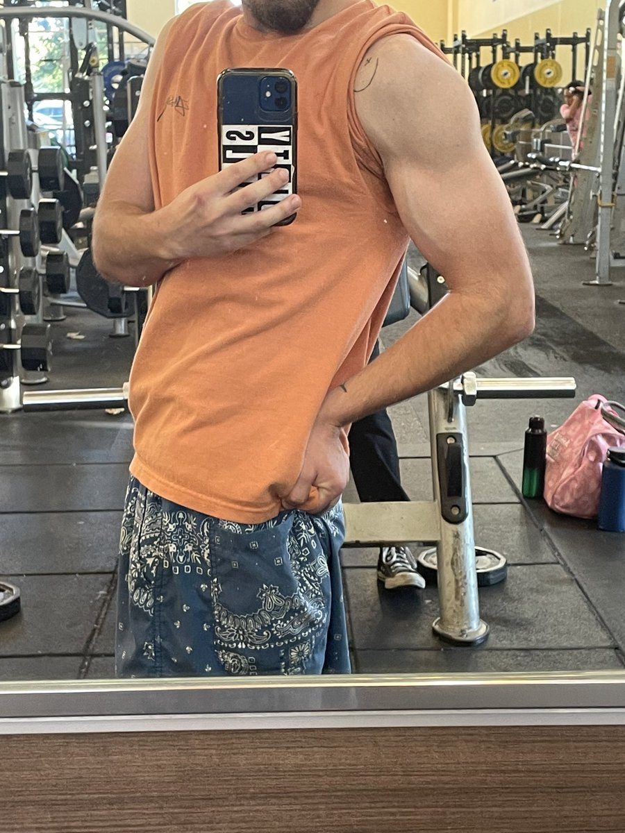 vossdrippin's tweet photo. Damn I became a gym rat https://t.co/h7GGvbuuke
