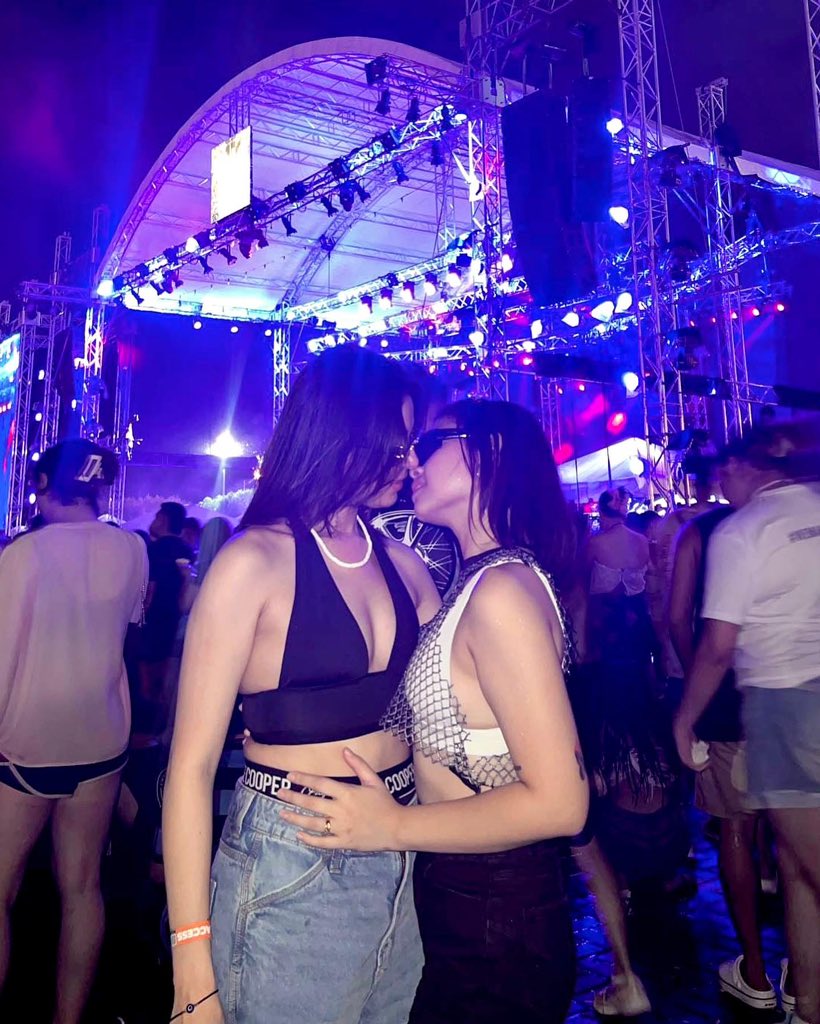 WardReinalyn's tweet photo. 8 months have passed, but my love for you is still burning β€οΈβπ₯ Happy Monthsady baby! I love you so much. π«Άπ»
#LEInMAR #GLshortfilm #Thehouseofcollab https://t.co/2KqSEkdixH