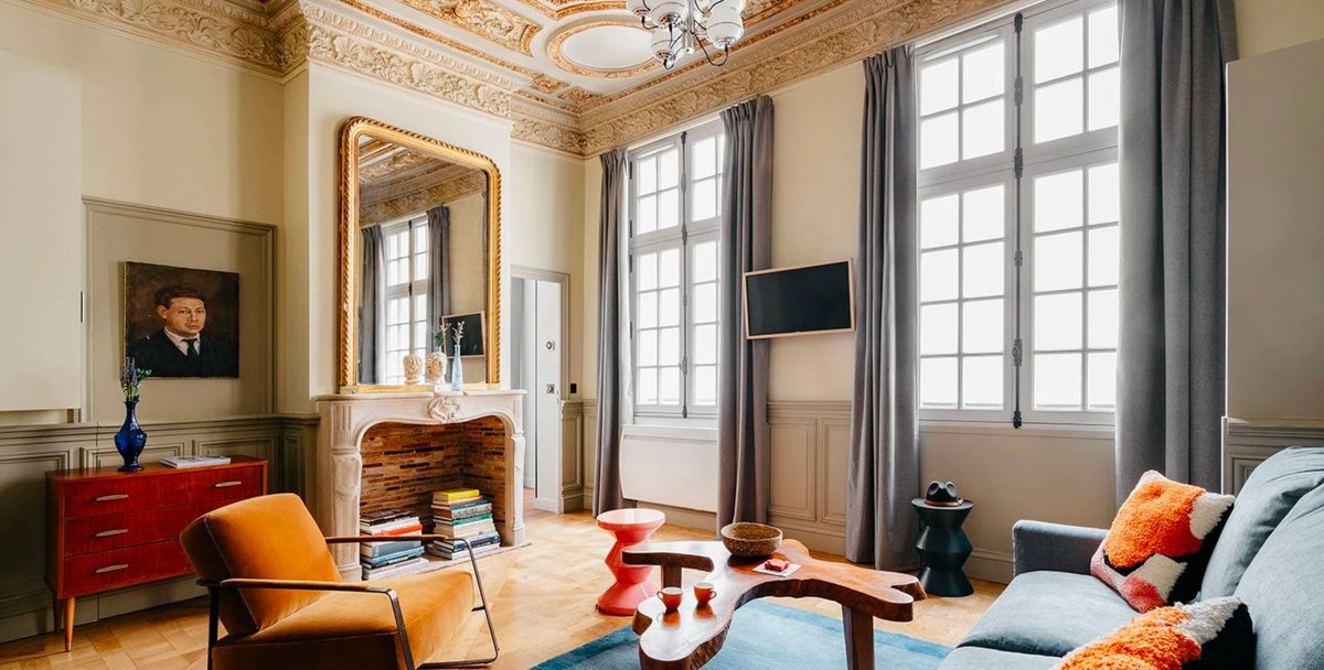 🤖 #Expérienceclient 🏨 ———————————— #Digitaliser le parcours client : le cas @Edgar_Suites ! 'Moins de taches répétitives, plus de temps à consacrer aux clients ! » By @loungeup Via @tendanceh ———————————— ▷ tendancehotellerie.fr/articles-breve…