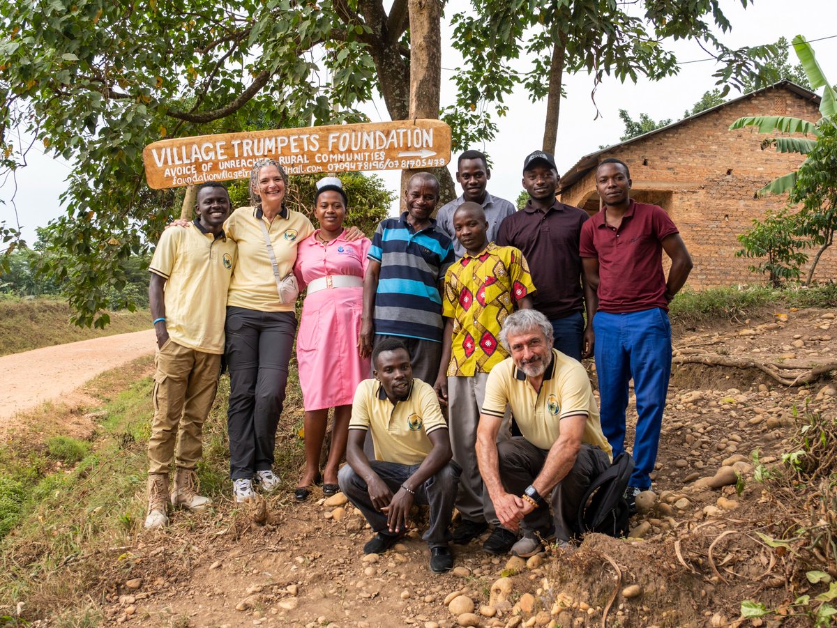 Vi63231Village's tweet image. VTF a local charity in Uganda, working with in the Batwa communities, together we can raise awareness for these Indeginous tribe-Batwa,wether through circle of friends,cycling challenge,hiking challenge or organizing health Boot camps to save their life,educate, empower.
#knowus