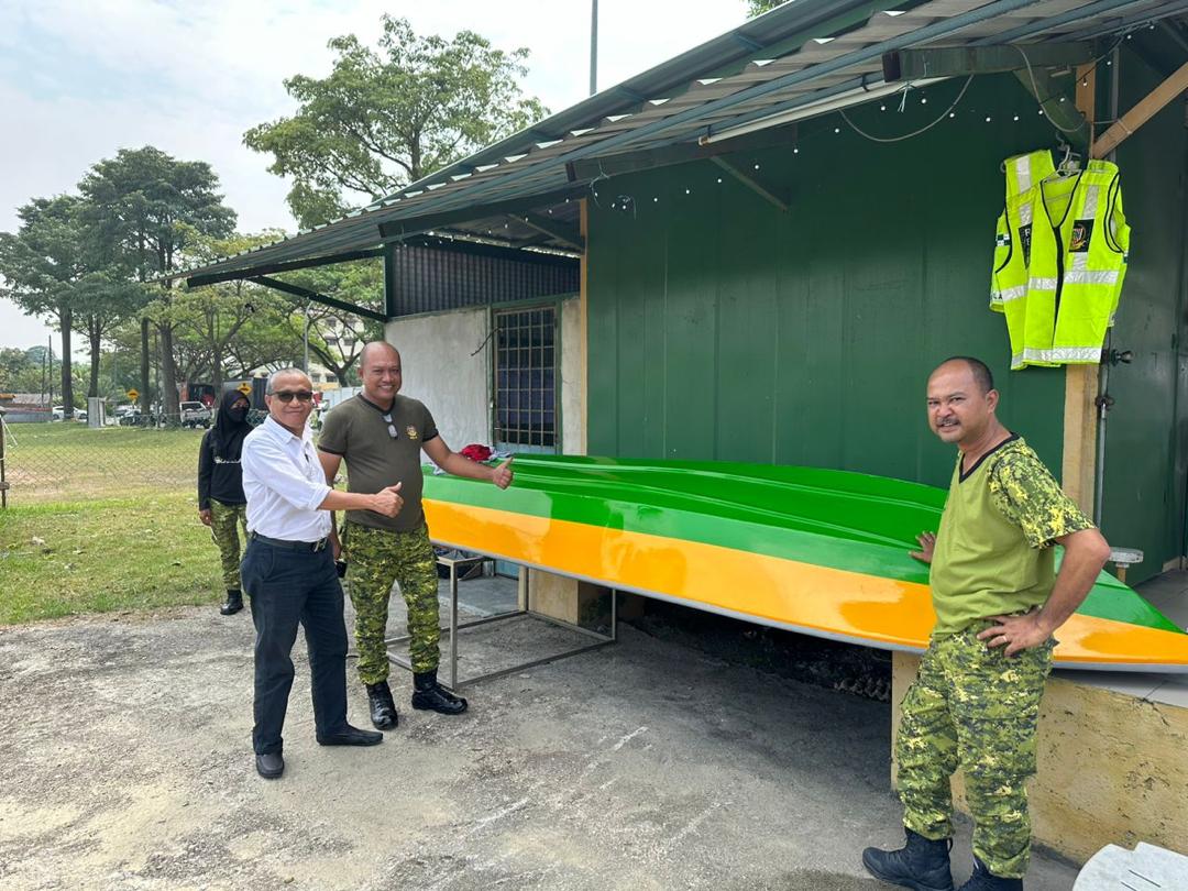 RELA_JohorBahru's tweet photo. 16 Oktober 2023 | Isnin
𝐏𝐄𝐌𝐀𝐍𝐓𝐀𝐔𝐀𝐍 𝐏𝐄𝐆𝐀𝐖𝐀𝐈 𝐊𝐄 𝐀𝐓𝐀𝐒 𝐏𝐄𝐍𝐔𝐆𝐀𝐒𝐀𝐍 𝐀𝐍𝐆𝐆𝐎𝐓𝐀 𝐌𝐎𝐍𝐒𝐔𝐍 𝐓𝐈𝐌𝐔𝐑 𝐋𝐀𝐔𝐓 (𝐌𝐓𝐋)

#setiaberbakti  #RELAjiwaMalaysia
 @KDNPUTRAJAYA @relamalaysia @yahyakgc @RELA_Johor @normanosak https://t.co/yqelDpfWB8