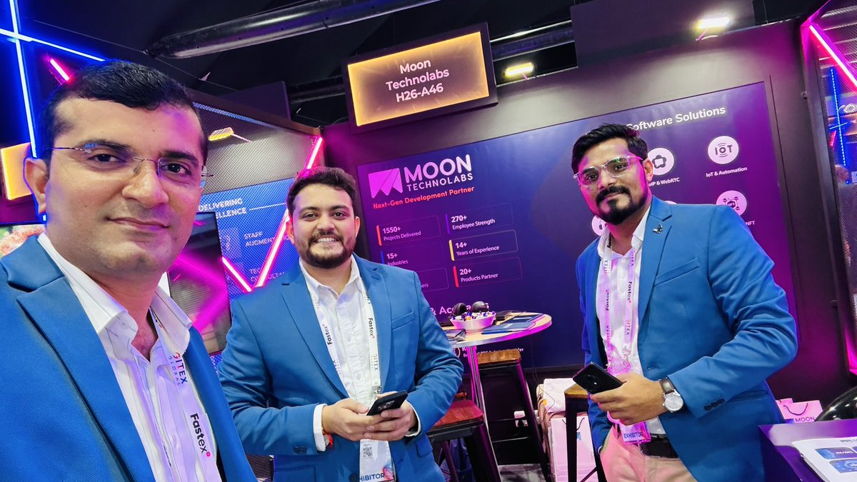 jnkatriya's tweet image. Hello everyone! We&apos;re geared up to kick off our day at the world&apos;s largest tech show, where we&apos;ll be connecting with both potential clients and our loyal customers. 🌟 #TechShowExcitement #moontechnolabs #gitexglobal @DubaiWorldTrade