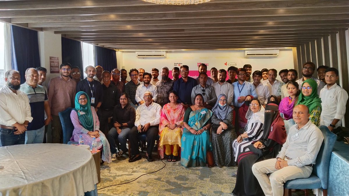 AnsariSazzad1's tweet photo. @ifrc @CHS_Alliance @StatePRM @Hrusikesh18 @resty_lou @sanjeevkafley @RaquibRony @arafin_karim @Azharul538 @AchalaNavaratne @isteak_ahammed @FerdousMaliha @RedCross 2/2 Absolute pleasure to engage in 2โฃ batches of #CHS training for 30+ #PoolFund member agencies of #Bangladesh.
The events accommodated interactions & wisdom of 85 participants representing 30+ grass-root, local & national agencies in #CoxsBazar.
@BRACworld @ifrc @CHS_Alliance https://t.co/00RW09Tdlp