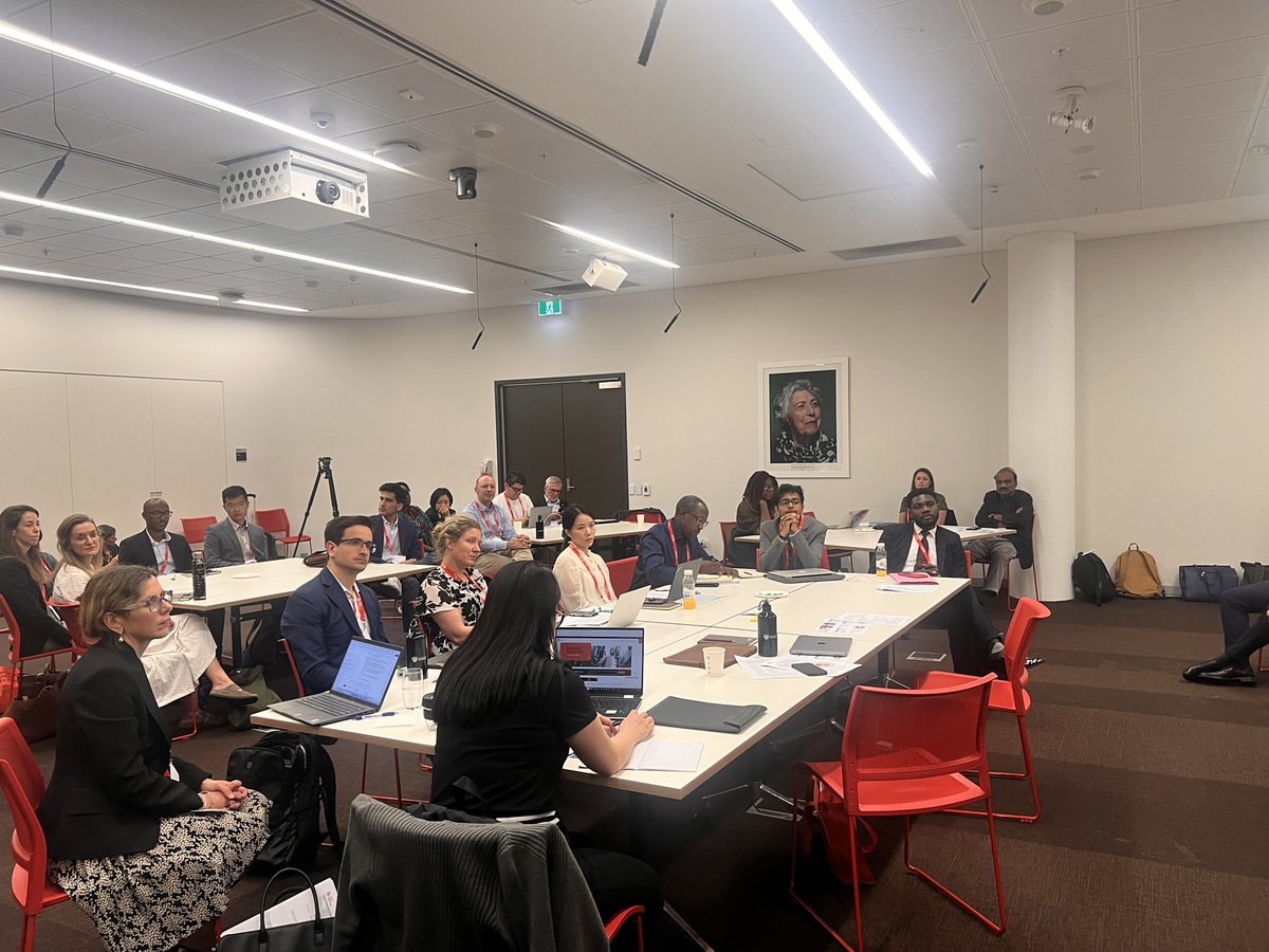 SOLVECHD's tweet photo. 🙏 Today, we're incredibly fortunate to hear from our past @worldheartfed Emerging Leaders cohorts about their insights and gains.Their experiences are a testament to the transformative power of leadership. 🌟 Inspiring us all to aim higher and make a difference! #WHFEL23 https://t.co/PRPqwQLvwg