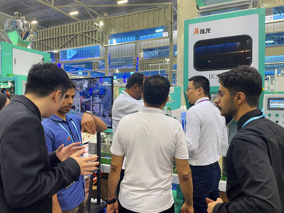 JialongOfficial's tweet image. We are here, waiting for you
19.1 H36-37, Area D
The China Import and Export Fair
#Jialong
#PackingMachine