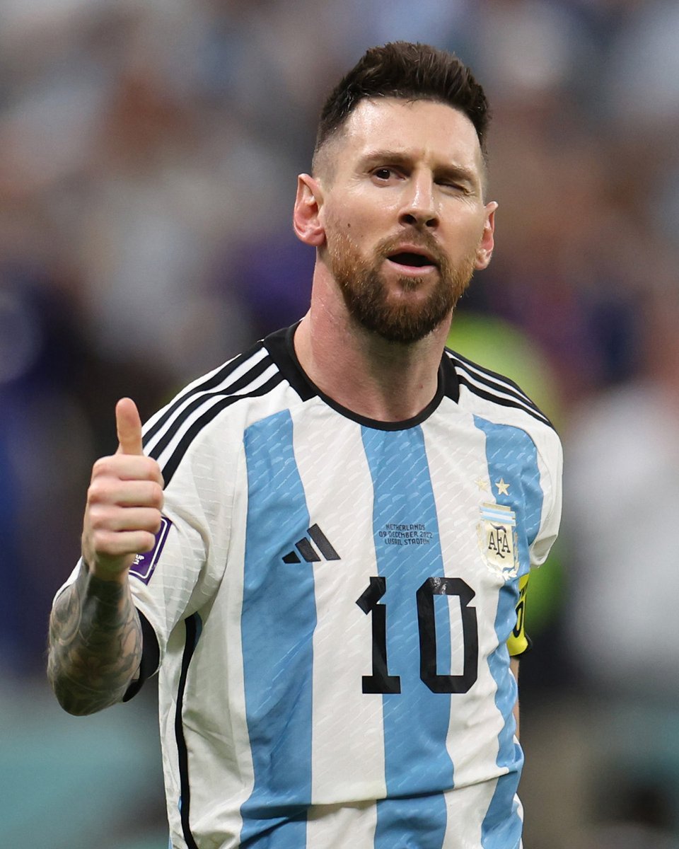 _ronoh's tweet photo. I'm a Manchester united fan and Messi is my goat
We exist 😂 https://t.co/YqjLw1gTHQ
