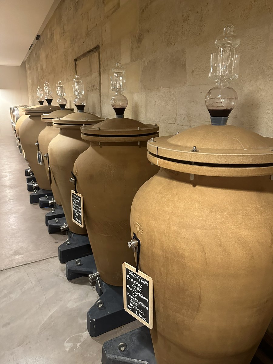 handcraftedtrav's tweet photo. Sampling in Saint-Emilion and Pomerol. 

#handcraftedtravel #creatinglifelongmemories #saintemiliontourisme #saintemilion #bordeauxtourisme #bordeaux https://t.co/nA33z7rNQZ