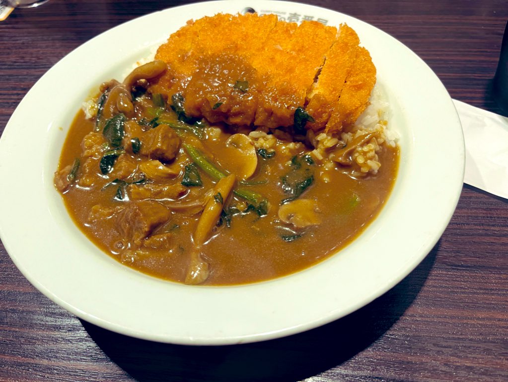 0120_ats's tweet photo. 腹ごしらえは終了。
意外に量多かった。。もー胃若くないわ。
#CoCo壱　#ココイチ　#カレー
#若くない　#NeilDiMC https://t.co/p7aa15PgIr