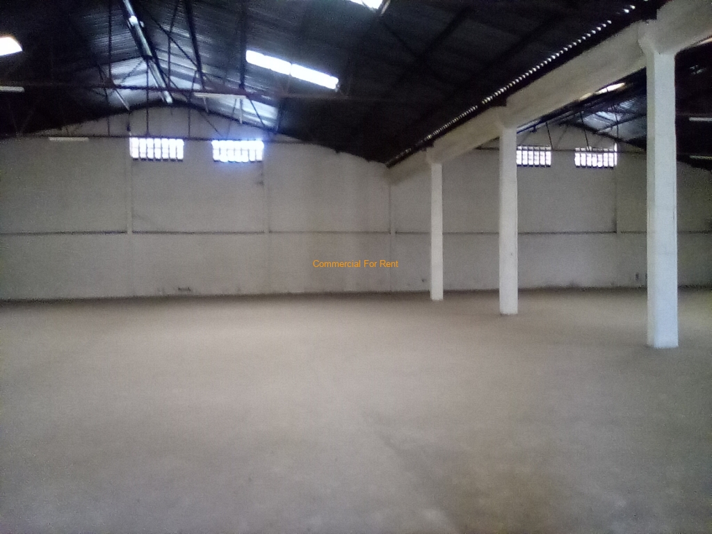 SimkarGroup's tweet image. 9,000 Sq Ft &amp;amp; 14,000 Sq Ft Godowns To Let in Embakasi

Please see more details on our website using the link below: bit.ly/3tv7ouJ

Call us at 0728 990415 and or +254 773 587 407

#propertiesinembakasi    
#Propertiesforsale