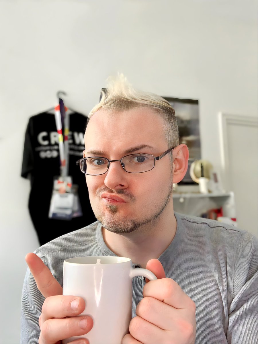 Good morning! Up and at em, this morning! Loads on the to-do list. 

How’s your start to the week shaping up?

#coffee #morning #Monday #entrepreneur #creative #business #film #media #filmmaker #producer 

🖤🩶🤍❤️