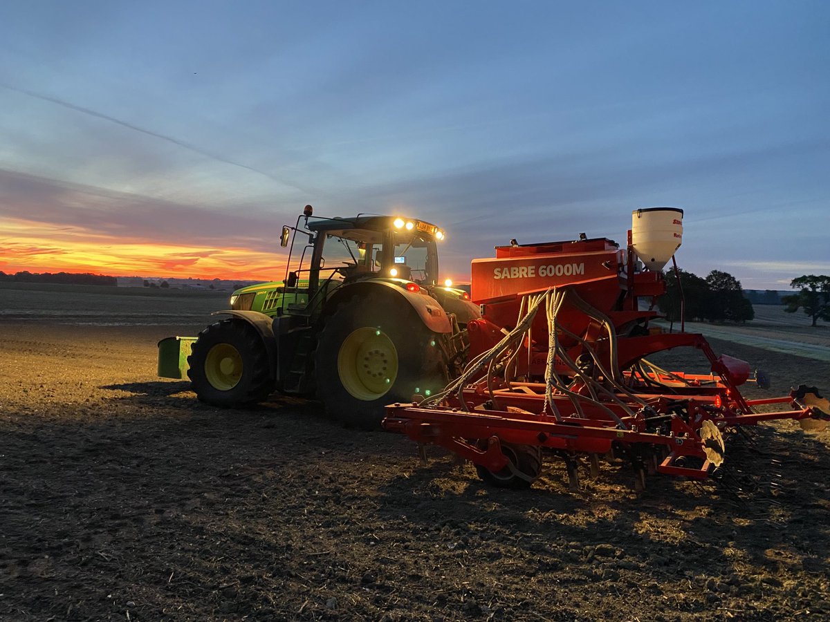 Perfect drill to have after 60mm of rain. 🌾🌾 ⁦<a href="/Weaving_Mach/">Weaving</a>⁩