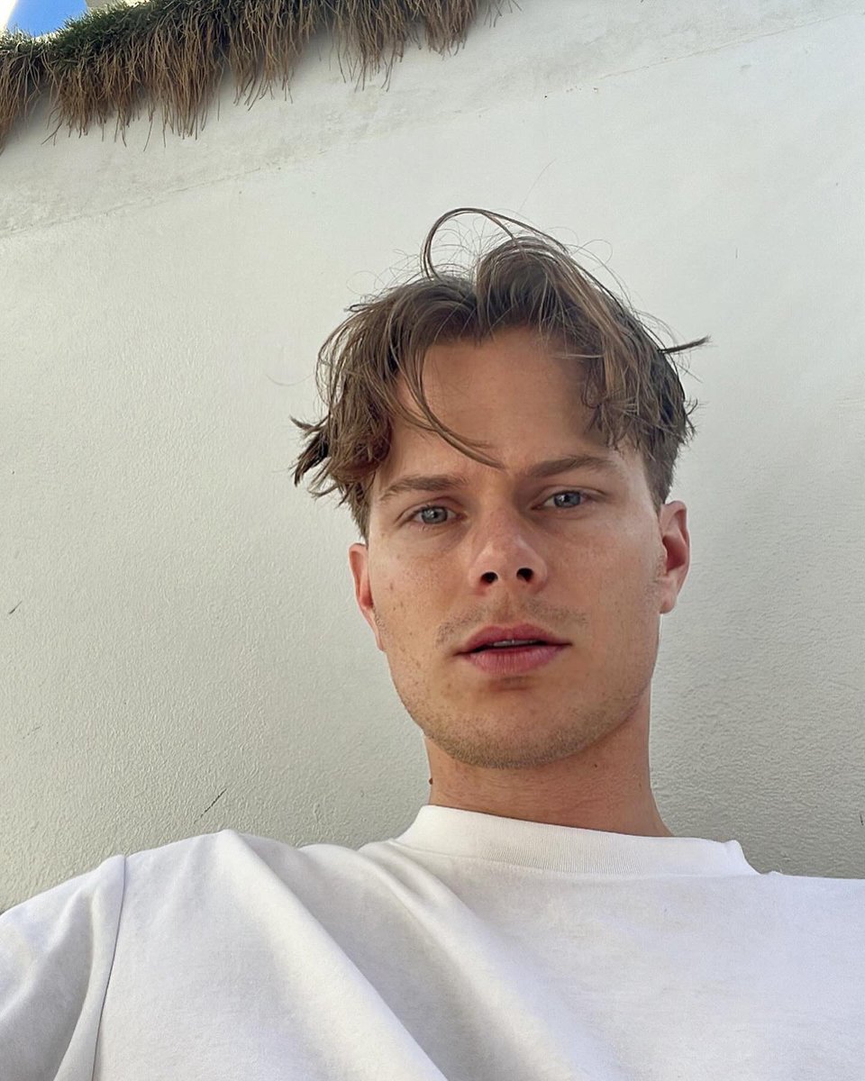 RobAhern's tweet image. Perth was known as Dullsville, but I’m pretty happy not having much to do today… #PerthIsOk