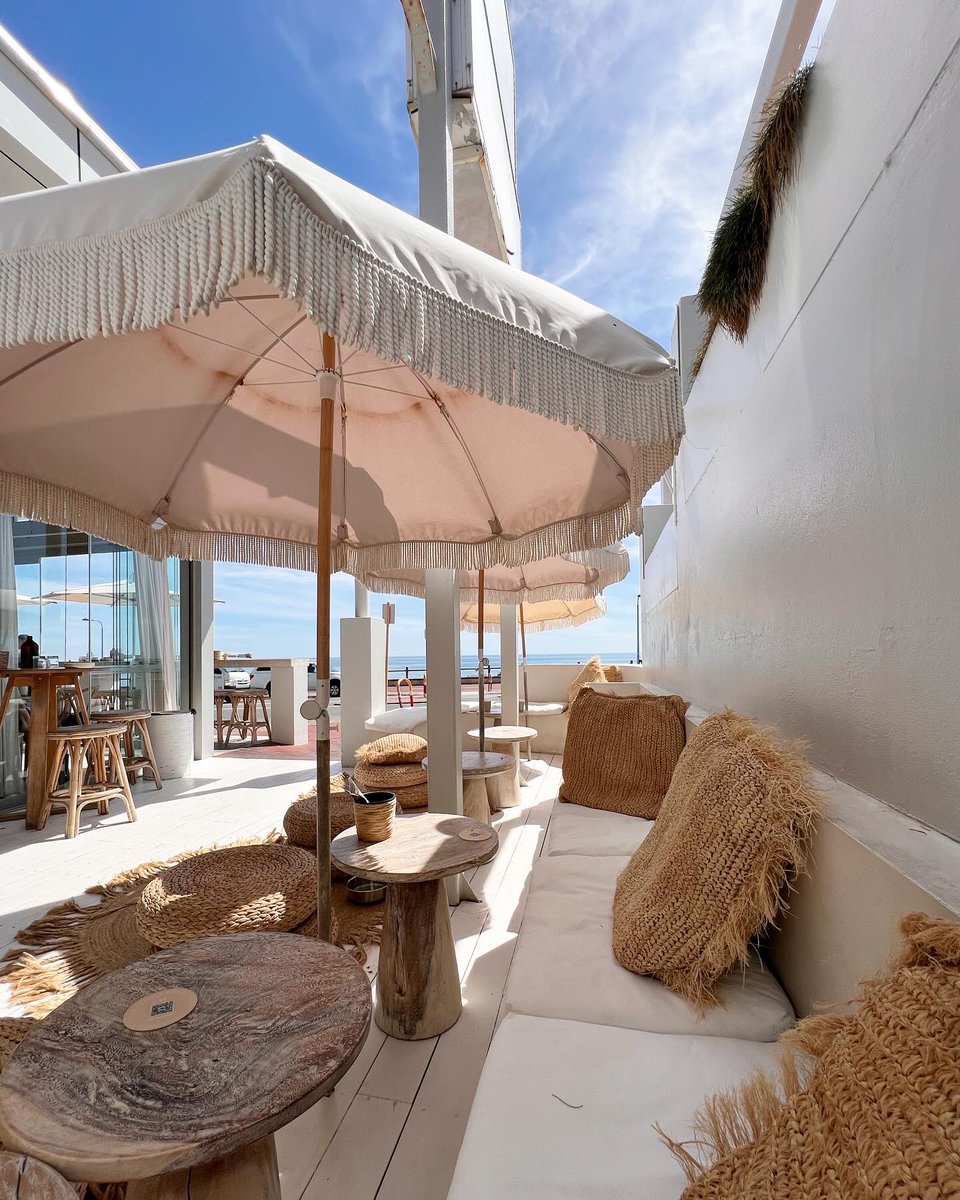 RobAhern's tweet image. Perth was known as Dullsville, but I’m pretty happy not having much to do today… #PerthIsOk