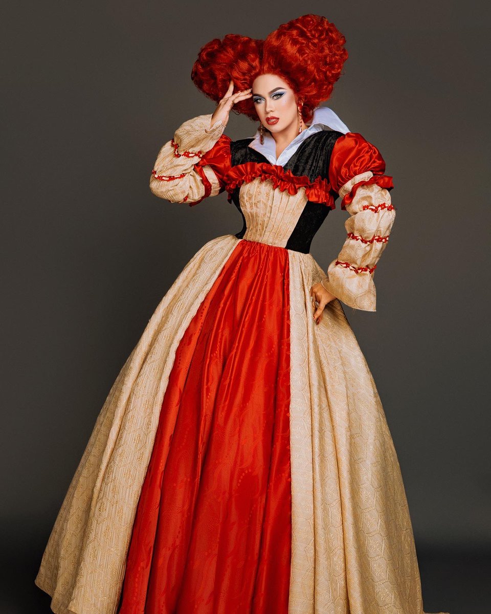 popstarbench's tweet image. Queen Of Hearts Nyo! ❤️❤️❤️❤️

#Liberation2023 #obar
Photo: @jai_murcillo 
Creative Ditection: @saga_abad 
Styling: @ardenstyleph 
Outfit: @ramilysantillan 
Hair: @wigalooph styled by @iam_iangarcia