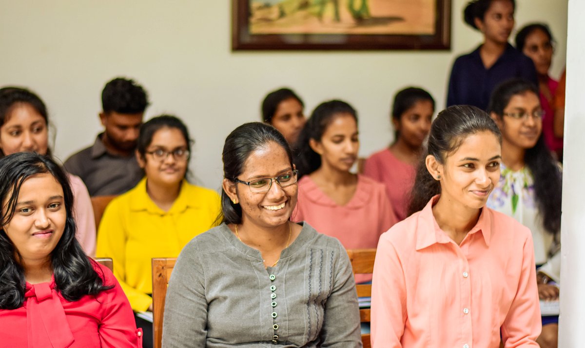 SimCentric Sri Lanka tweet media