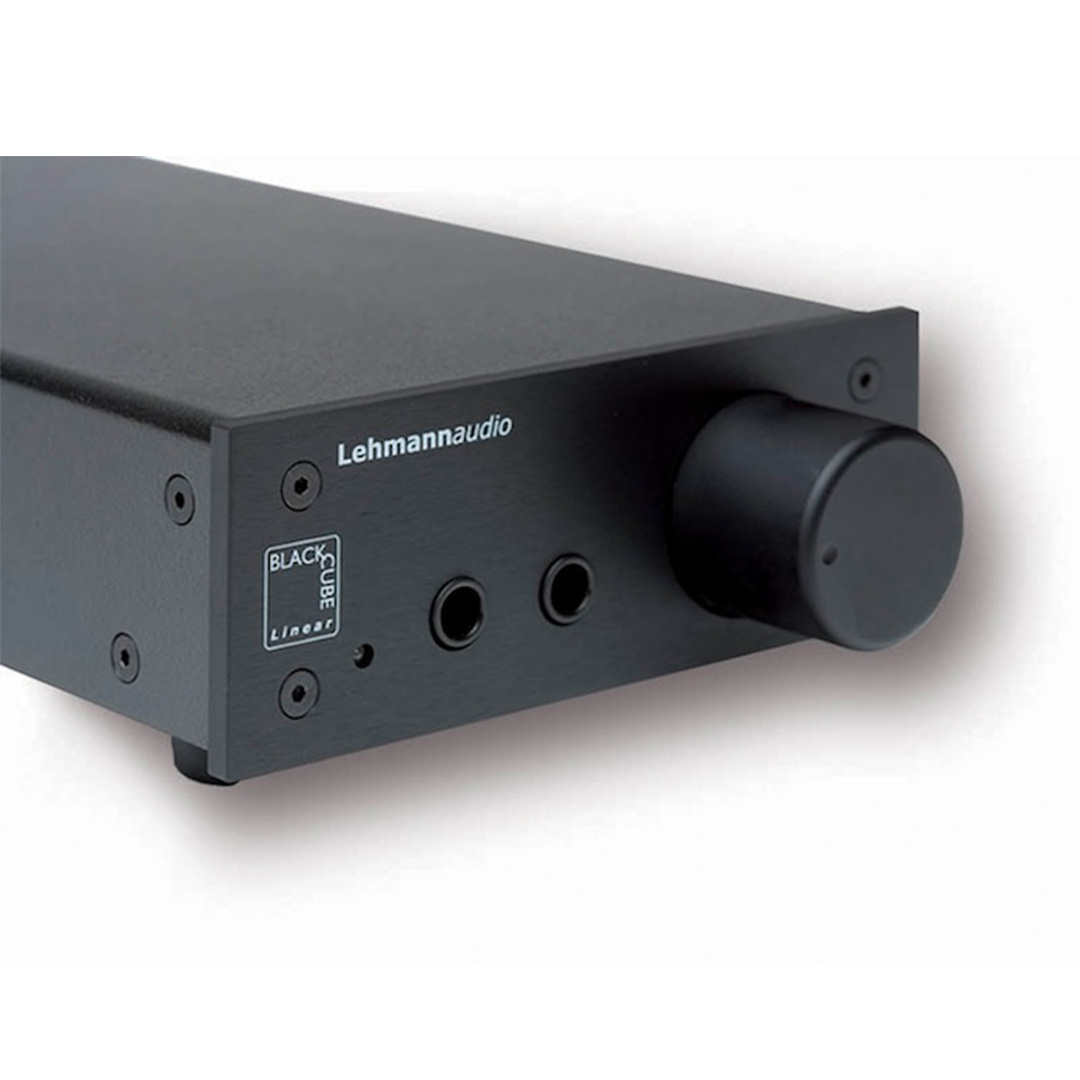 maplatinecom's tweet photo. Profitez d'une qualité sonore audiophile même avec votre #casque grâce à un #amplificateur casque de qualité.
Cette semaine, bénéficiez de prix doux sur l'amplificateur casque Lehmann Audio Linear II, et savourez votre musique au plus près de vos oreilles.
https://t.co/S3I35LazGI https://t.co/91aelfmR6a
