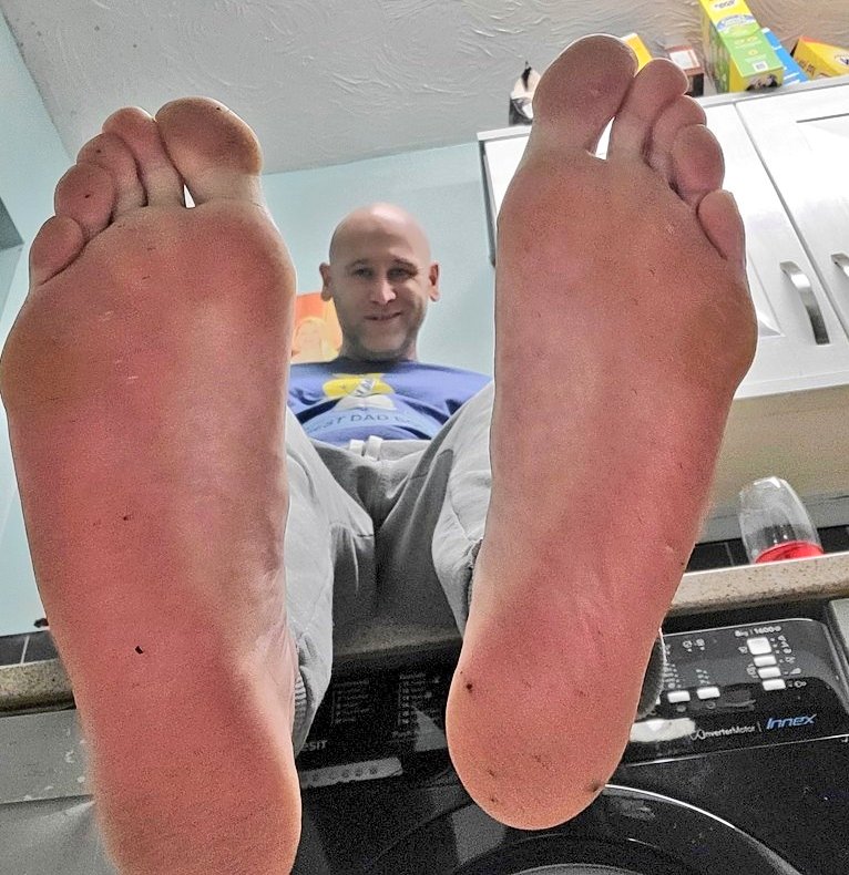 CashMasterOG's tweet photo. @wishtender tributes are the notifications that get Sir's cash cock twitching 👀🙇‍♂️

#financialdomination #forcedintox #powerexchange #findom #submissive #alpha @RT4Kings @RT4Masters2 @rtfordoms @rt_pigpaul @AlphaFeetPromo https://t.co/gTMMghpASL