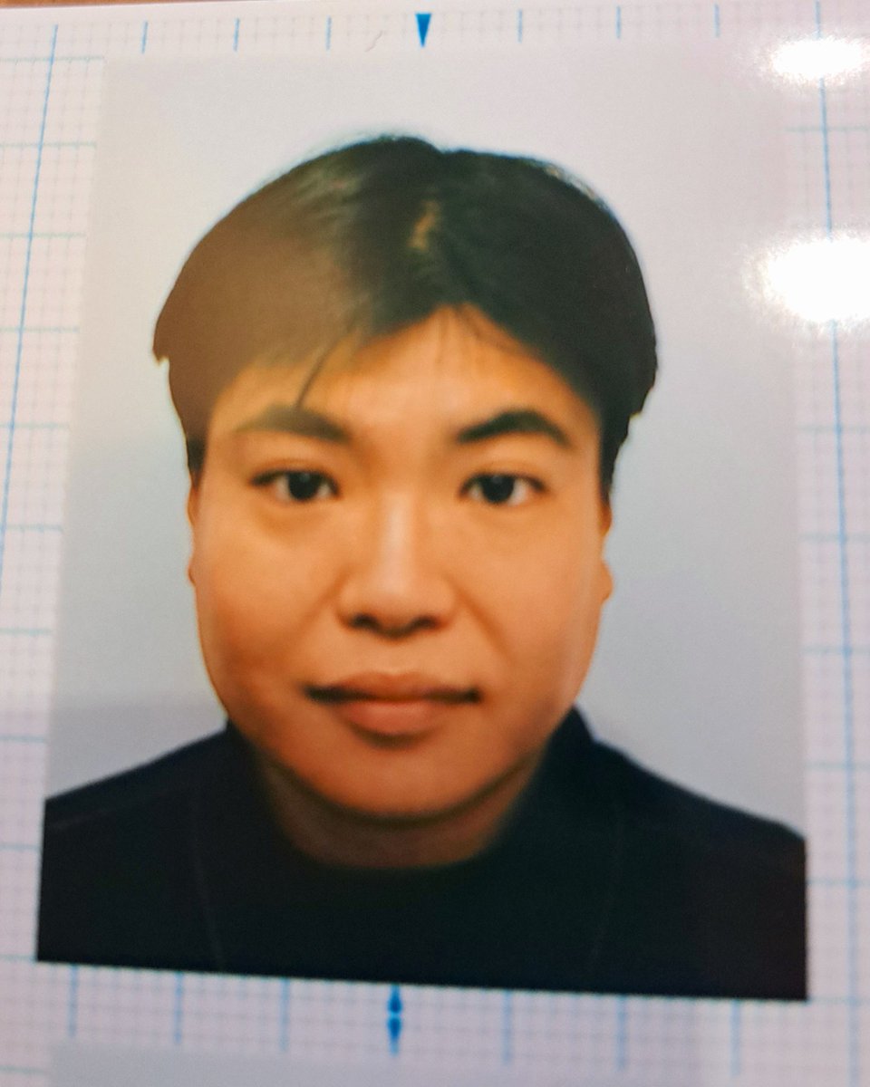 来月中国へ行くのでビザ申請に行きました。 長いこと待って書類と証明