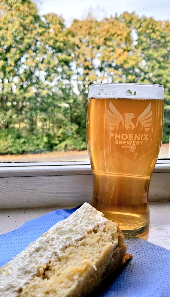 Happy Monday!🍻 #pint #phoenixbrewery