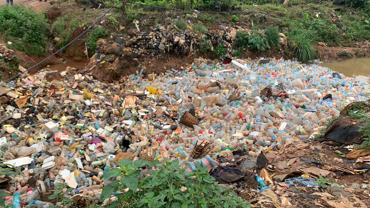 EricaAudrey6's tweet photo. We can’t recycle our way out of the plastic crisis! 🚫
We have to turn off the plastic tap!🚰
🔁Today, we demand @Minepded1 &amp; @PaulTchawa to deliver a strong #PlasticsTreaty that cuts plastic production by at least 75% by 2040!
#BreakFreeFromPlastic #EndFossilFuels #INC3 https://t.co/0691Ul9BfR