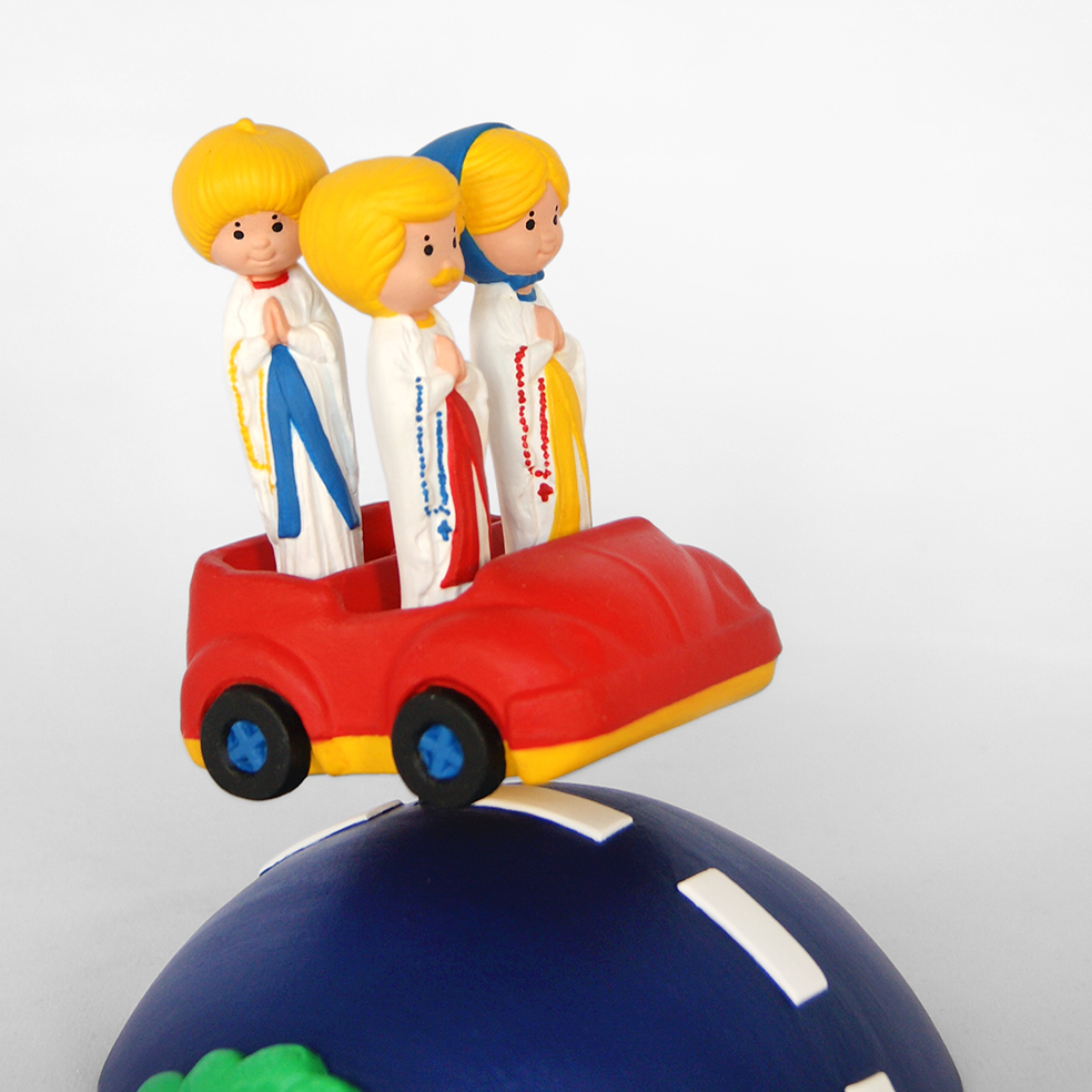 "La route mystérieuse", une petite pièce sous globe de 26 cm de hauteur, à découvrir à la <a href="/AlbaneGalerie/">GALERIE ALBANE</a> jusqu'au 28 octobre.